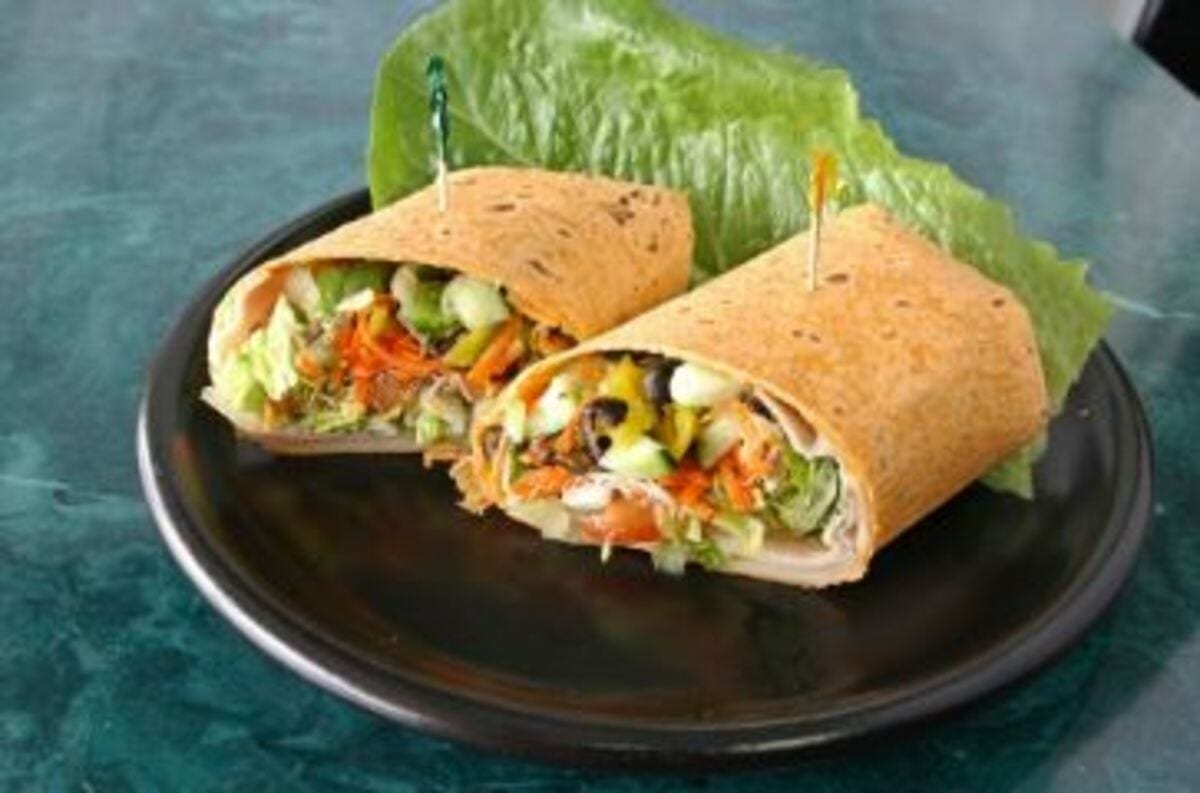 Fresh Veggie Wrap (V).